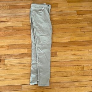 30/32 Lululemon skinny fit